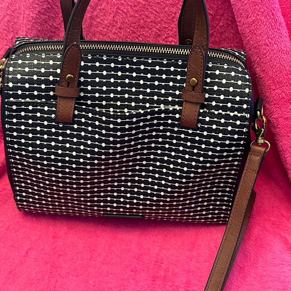 Fossil purse